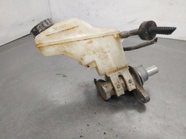 Główny cylinder hamulców 0204051127 OPEL