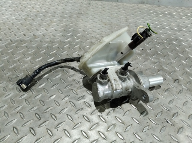 Cylinder hamulcowy Peugeot 308