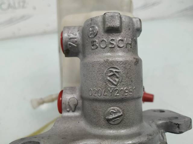 Główny cylinder hamulców 0204Y21951 RENAULT