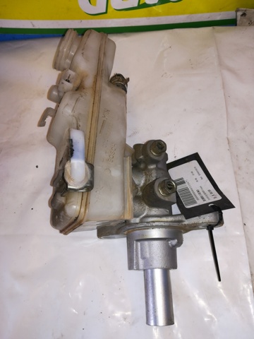 0204Y24235 Toyota