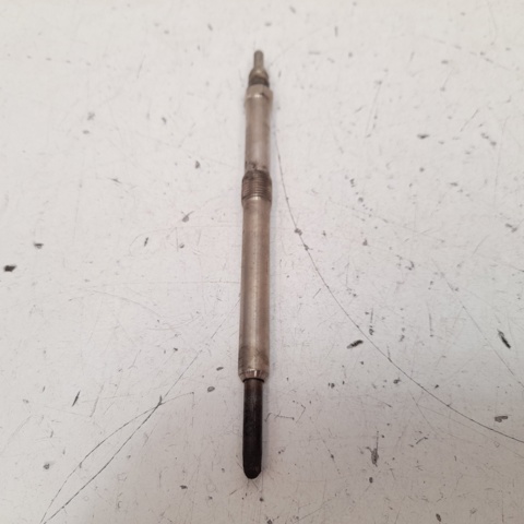 Świeca żarowa 0250202128 RENAULT