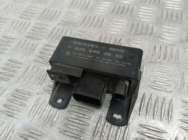 0255452832 Mercedes
