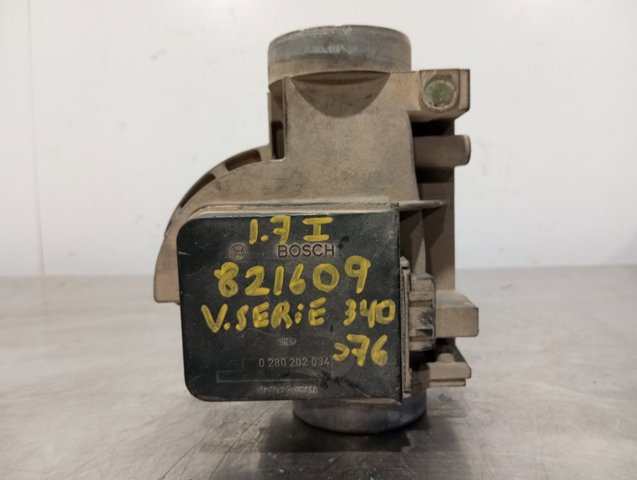 Czujnik przepływu powietrza, przepływomierz powietrza M.A.F. do Volvo 340/360 343, 345
