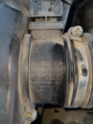 Czujnik przepływu powietrza, przepływomierz powietrza M.A.F. 0281002567 BMW