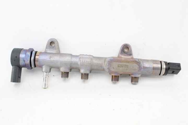 Regulator ciśnienia paliwa w listwie paliwowej 0281002949 BMW