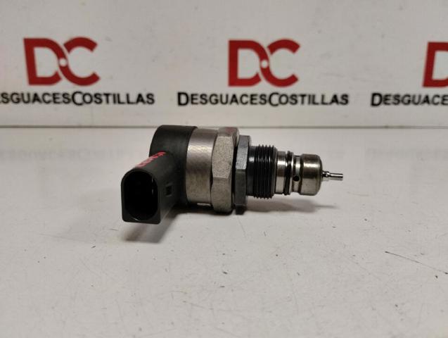 Regulator ciśnienia paliwa w listwie paliwowej BMW X3 F25