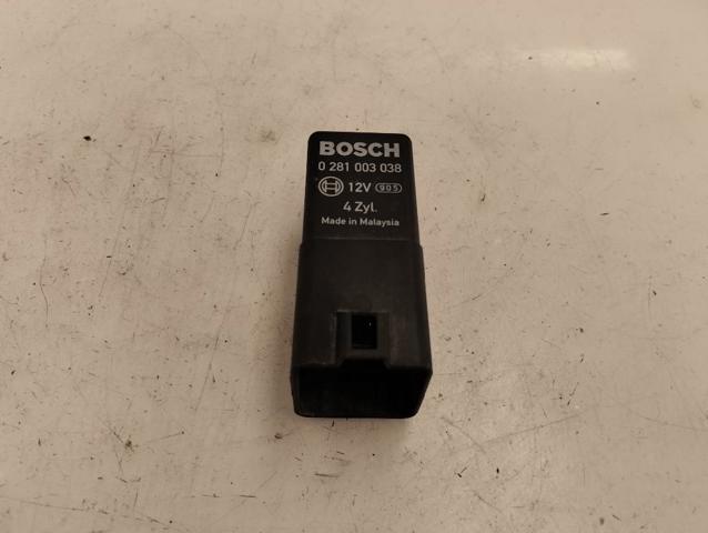Przekaźnik świec żarowych 0281003038 VAG
