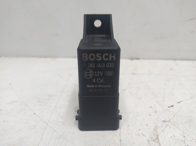 Przekaźnik świec żarowych 0281003039 IVECO