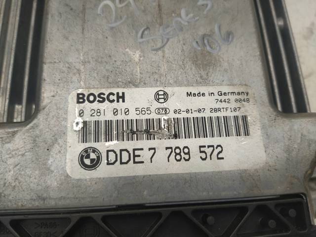 Sterownik silnika 0281010565 BMW