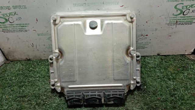 Sterownik silnika 0281010633 OPEL