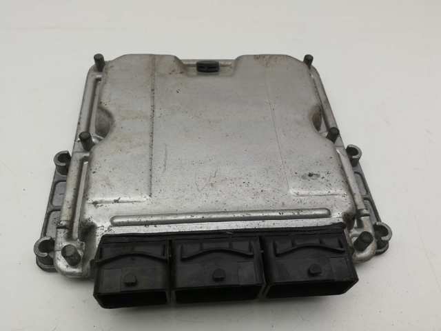 Sterownik silnika 0281010633 RENAULT