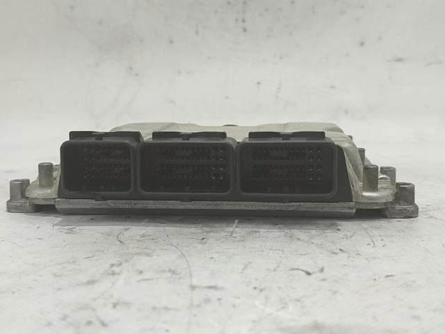 Sterownik silnika 0281010819 RENAULT
