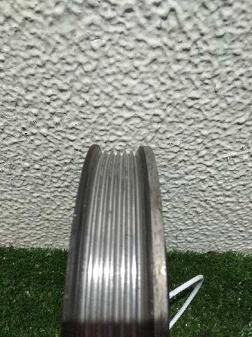 Koło pasowe wału korbowego 028105243T VAG