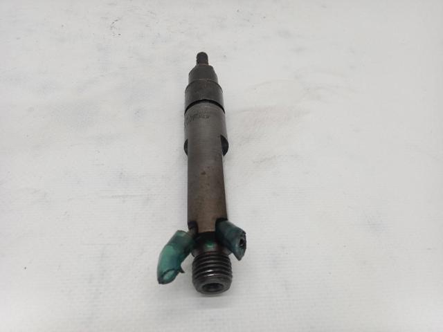 Wtryskiwacz paliwa 028130201T VAG