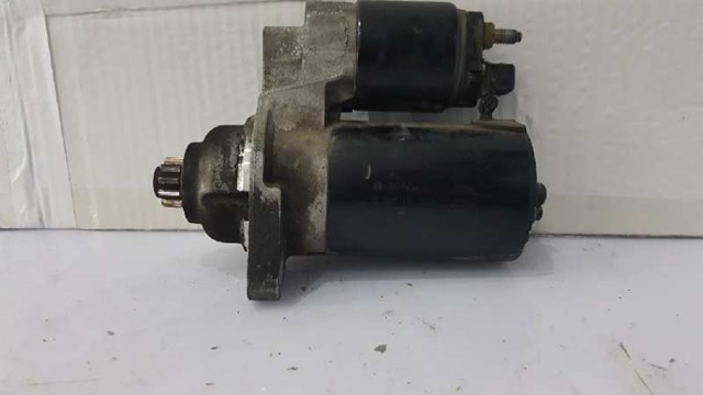 Rozrusznik 02A911023L VAG