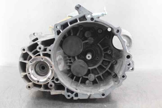 Mechaniczna skrzynia biegów w komplecie 02Q300050E VAG