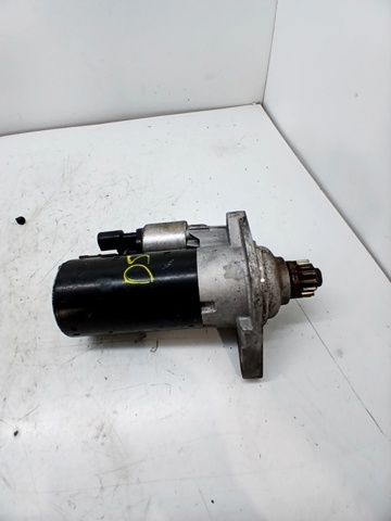 Rozrusznik 02Z911024H VAG