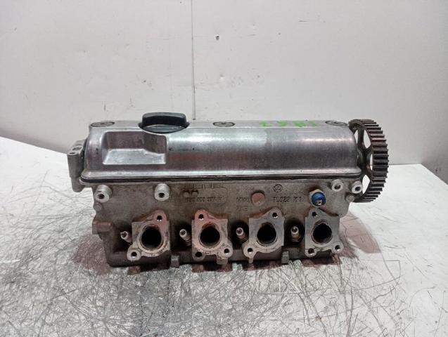 Głowica cylindra Volkswagen Vento