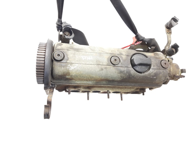 Głowica cylindra Volkswagen Vento