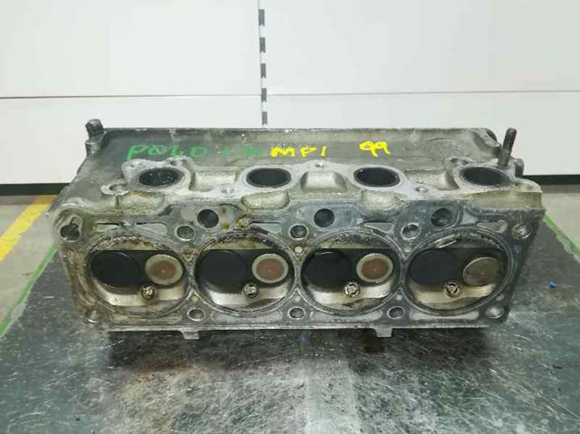 Głowica cylindra Volkswagen Vento