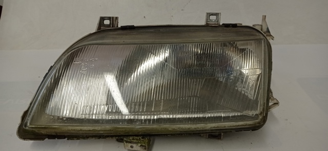 Reflektor lewy 0301048301 VAG