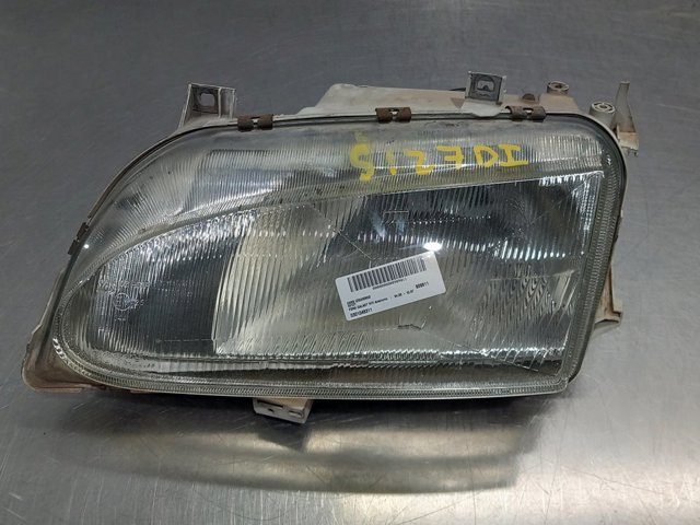 Reflektor lewy 0301048311 FORD