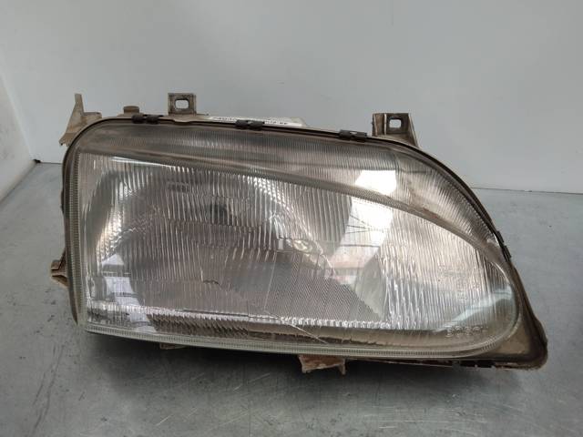 Reflektor prawy 0301048312 FORD