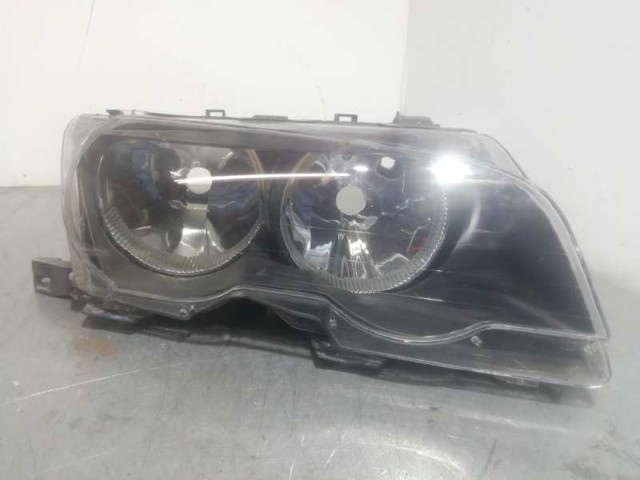 Reflektor prawy 0301089202 BMW