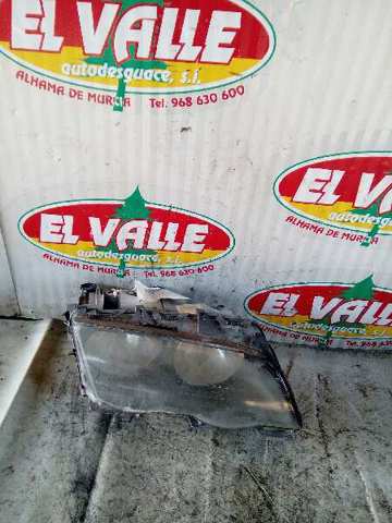 Reflektor prawy 0301089206 BMW