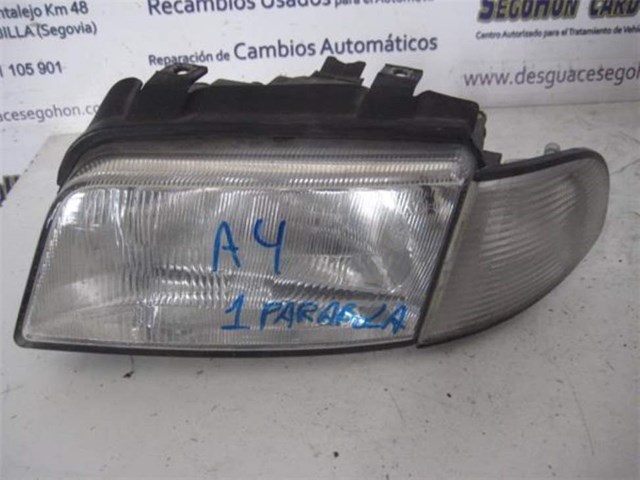 Reflektor prawy 0301094202 VAG