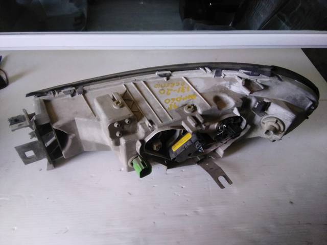 Reflektor prawy 0301098206 FORD
