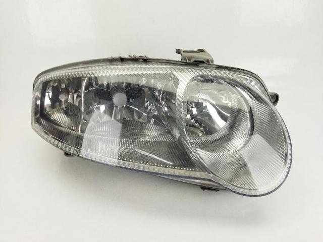 Reflektor prawy 0301186202 FIAT