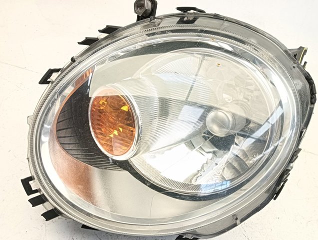 Reflektor prawy 0301225302 BMW