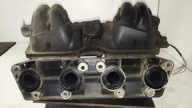 Kolektor ssący Volkswagen Polo 3 6N2