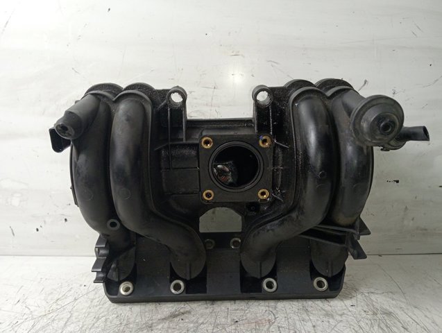 Kolektor ssący Volkswagen Polo 3 6N2