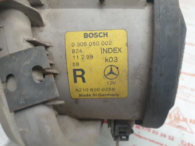 Lampa przeciwmgielna prawa 0305050002 MERCEDES