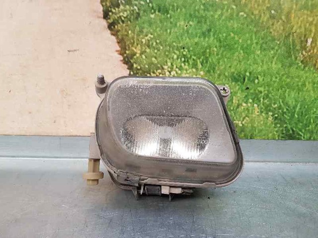 Lampa przeciwmgielna prawa 0305050002 MERCEDES