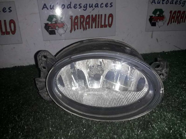Lampa przeciwmgielna prawa 0305077002 MERCEDES