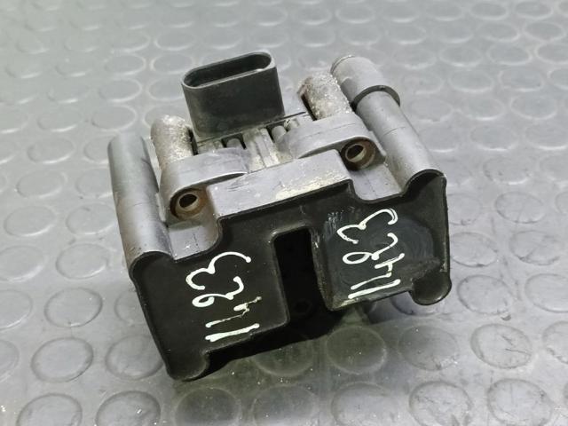 032905106 VAG