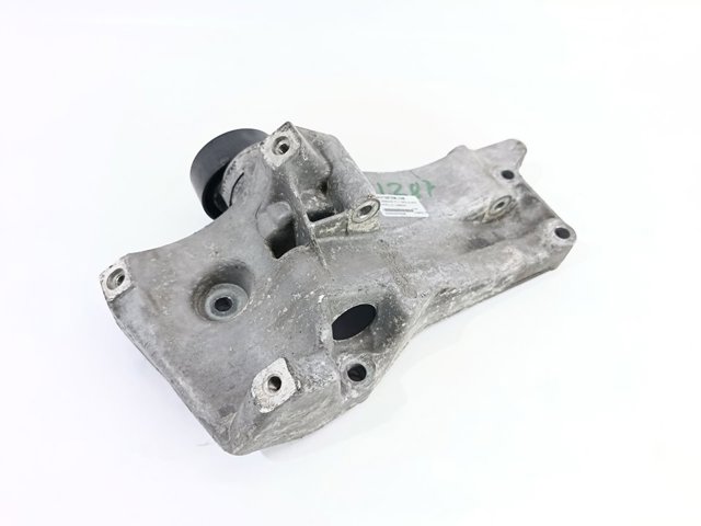Kupić Wspornik alternatora Volkswagen Polo IV 9N, 9A w dobrej cenie