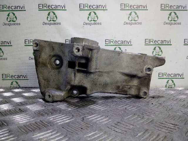 Wspornik alternatora Audi A2 8Z0