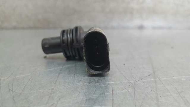 Czujnik położenia wałka rozrządu 036907601D VAG