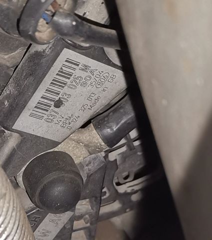 Alternator 037903025M VAG