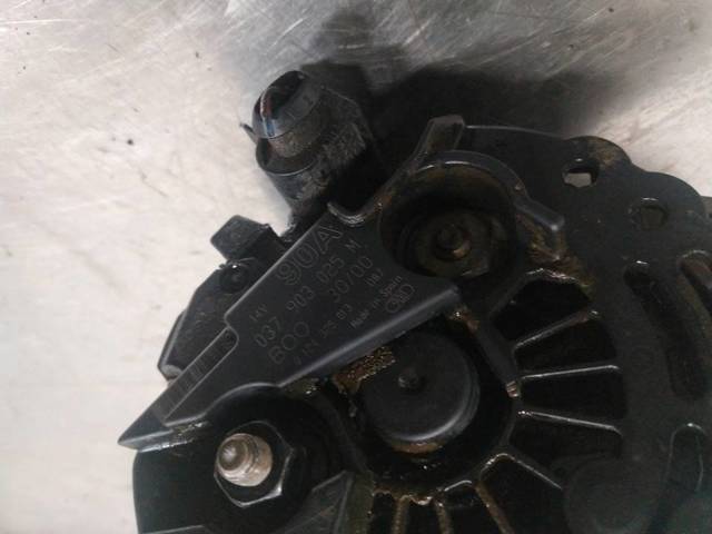 Alternator 037903025M VAG
