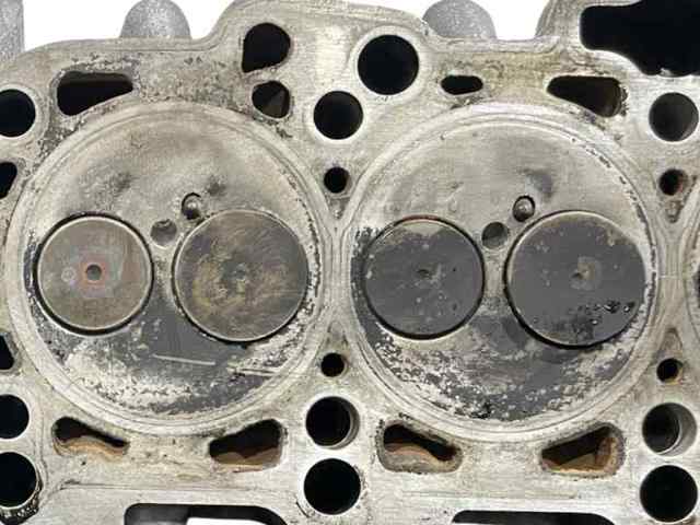 Głowica cylindrów 038103373E VAG