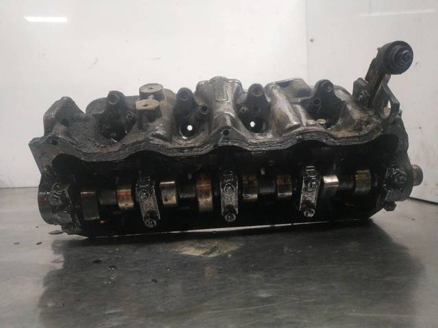 Głowica cylindrów 038103373E VAG