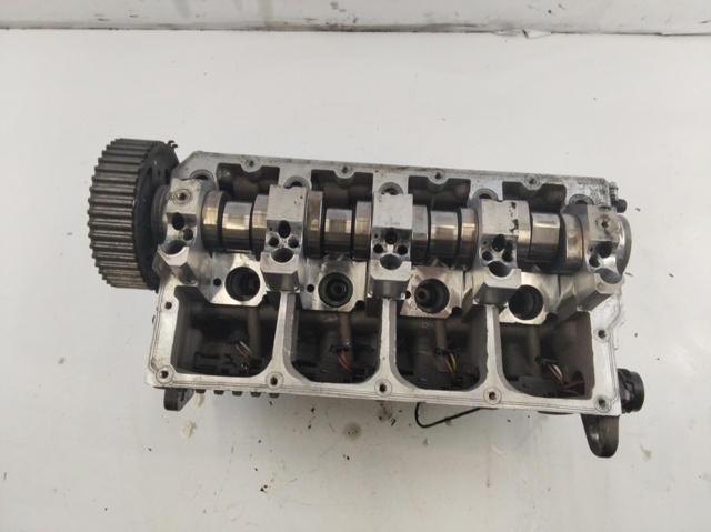 Głowica cylindrów 038103373R VAG