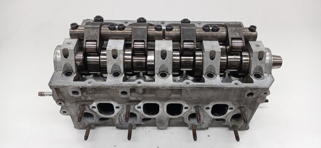 Głowica cylindrów 038103373R VAG