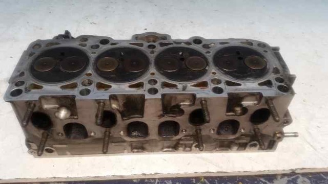 Głowica cylindrów 038103373R VAG