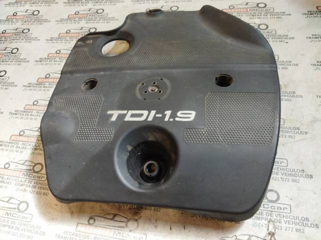 Pokrywa silnika dekoracyjna Skoda Octavia 1U2